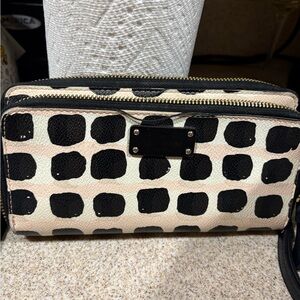 Kate Spade New York Neda Grove Street Printed Wallet